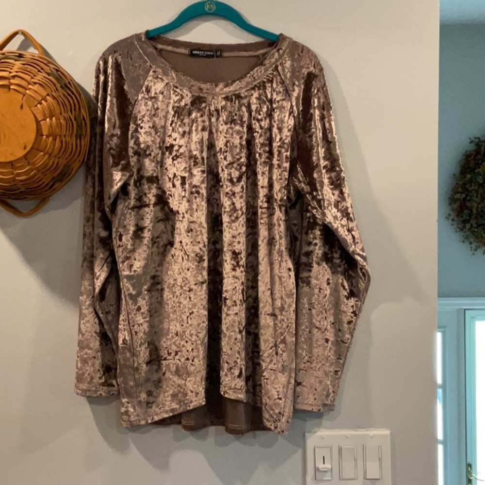 Urban Coco crushed velvet high/low tunic